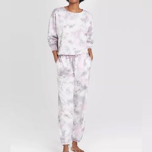 Colsie + Tie-Dye Cropped Lounge Sweatsuit